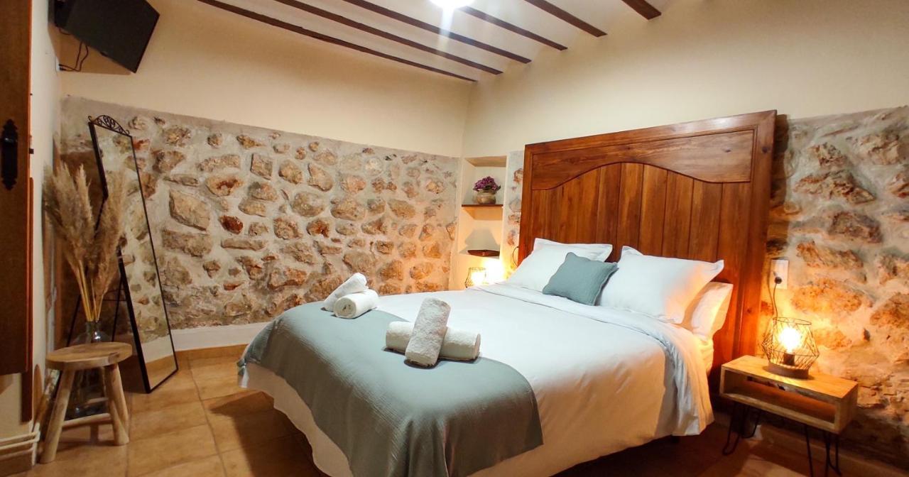 Las Cuevas Del Agua Chinchón Zewnętrze zdjęcie